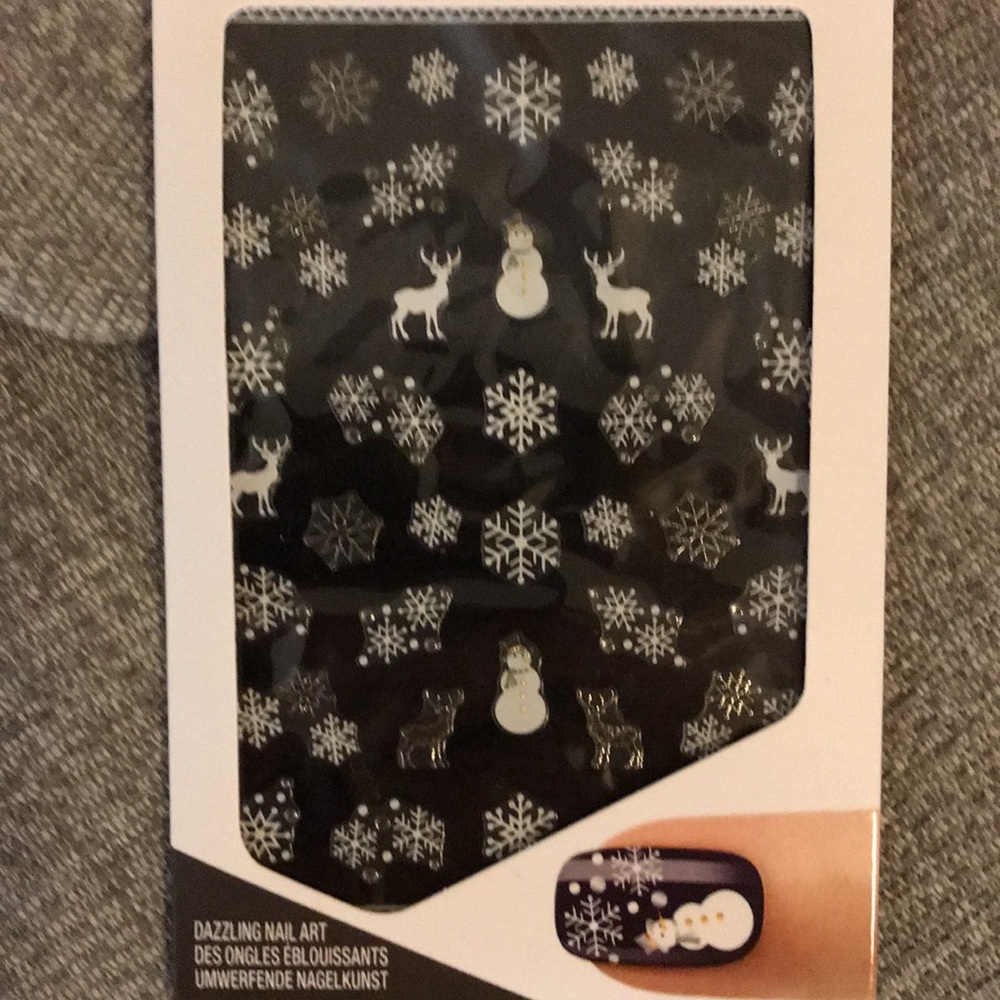 Fall and Winter quartet of decorative nail stickers 💅 - Picture 2 of 5